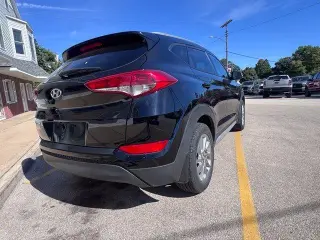 Hyundai Tucson 2017 SE Plus 4 puertas SUV