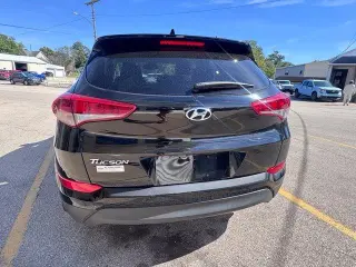 Hyundai Tucson 2017 SE Plus 4 puertas SUV