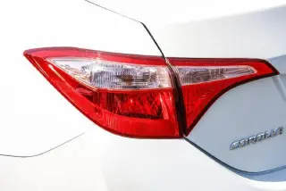 Toyota Corolla 2017 LE sedán de 4 puertas