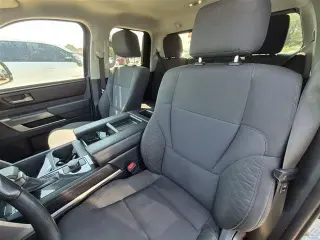 Toyota Tundra 2022 4x2 SR5 4dr Double Cab Camioneta SB