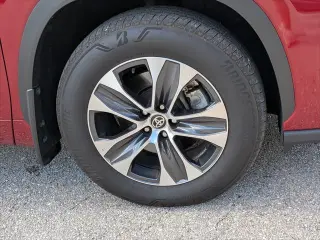 Toyota Highlander 2020 AWD XLE 4p SUV