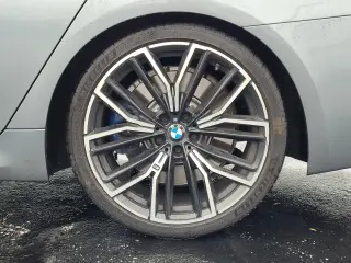 Serie 5 BMW 2021 AWD M550i xDrive Sedán 4p