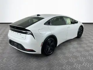 Toyota Prius Plug-in Hybrid 2026 SE 4dr Hatchback