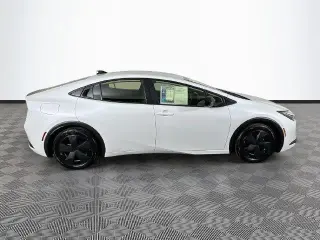 Toyota Prius Plug-in Hybrid 2026 SE 4dr Hatchback