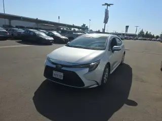 Toyota Corolla 2022 LE 4p Sedán