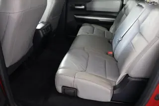 Toyota Tundra 2017 4x4 Limited 4dr CrewMax Cab Pickup SB (5.7L V8)