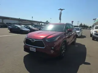 Toyota Highlander 2023 AWD LE 4dr SUV