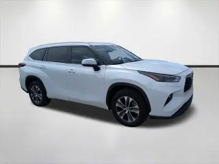 Toyota Highlander 2023 XLE 4p SUV
