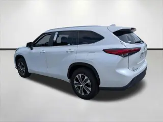 Toyota Highlander 2023 XLE 4p SUV