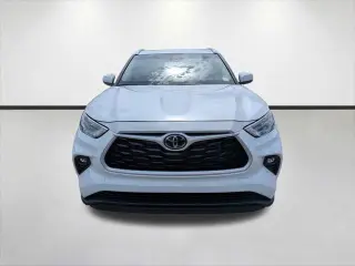 Toyota Highlander 2023 XLE 4p SUV