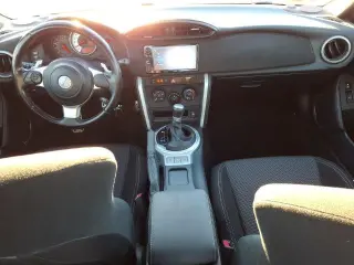Toyota 86 2017 2dr Coupe 6A