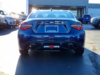 Toyota 86 2017 2dr Coupe 6A