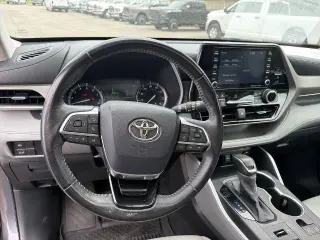 Toyota Highlander 2020 AWD XLE 4p SUV