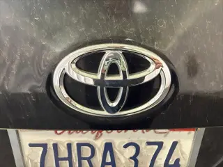 Toyota Corolla 2015 LE Plus 4p Sedan