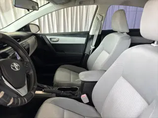 Toyota Corolla 2015 LE Plus 4p Sedan