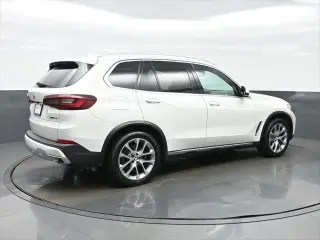 BMW X5 2023 AWD xDrive40i 4p Vehículo de Actividad Deportiva de Deporte