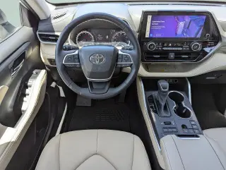 Toyota Highlander 2024 AWD XLE 4dr SUV