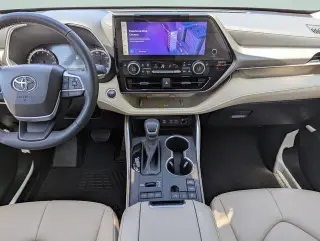 Toyota Highlander 2024 AWD XLE 4dr SUV