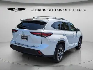 Toyota Highlander 2024 AWD XLE 4dr SUV
