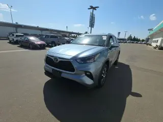 Toyota Highlander 2023 LE 4dr SUV