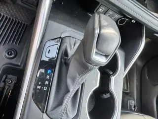 Toyota Highlander 2024 XLE SUV 4 puertas