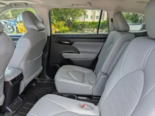 Toyota Highlander 2021 AWD XLE SUV de 4 puertas