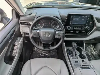 Toyota Highlander 2021 AWD XLE SUV de 4 puertas