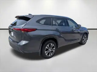 Toyota Highlander 2021 AWD XLE SUV de 4 puertas