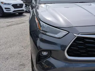 Toyota Highlander 2021 AWD XLE SUV de 4 puertas