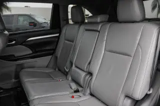 Toyota Highlander 2019 XLE 4dr SUV
