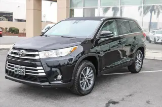 Toyota Highlander 2019 XLE 4dr SUV