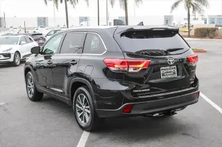 Toyota Highlander 2019 XLE 4dr SUV