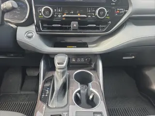 Toyota Highlander 2023 AWD Limited 4dr SUV