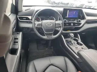 Toyota Highlander 2024 AWD XLE 4p SUV