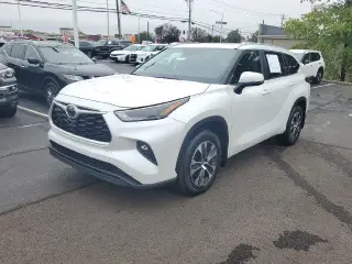 Toyota Highlander 2024 AWD XLE 4p SUV