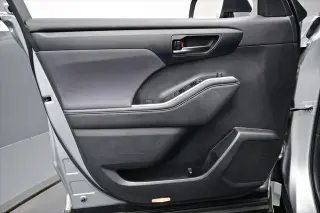 Toyota Highlander 2023 LE 4dr SUV