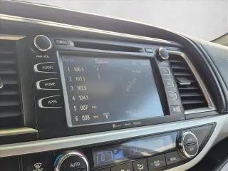 Toyota Highlander 2019 AWD XLE 4dr SUV