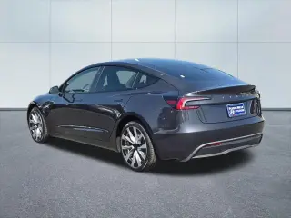 Tesla Model 3 2024 Long Range 4p Sedan