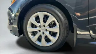 Toyota Corolla 2025 LE 4p Sedan