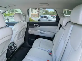 Kia Sorento 2023 S 4dr SUV