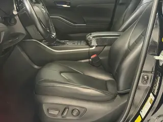 Toyota Highlander 2021 AWD XLE 4dr SUV