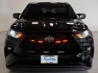 Toyota Highlander 2021 AWD XLE 4dr SUV