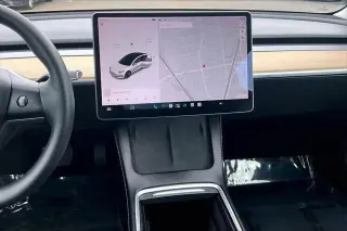Modelo Tesla 3 2021 Rango Estándar Plus 4p Sedan