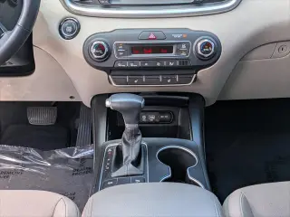 Kia Sorento 2020 S V6 4p SUV