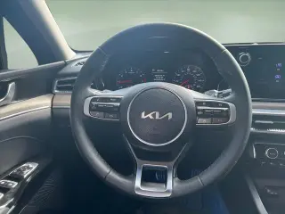 Kia K5 2024 EX 4dr Sedán