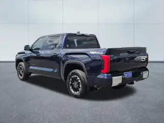 Toyota Tundra 2025 4x4 SR5 4dr CrewMax Cab Pickup SB