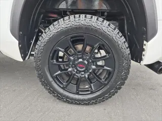 Toyota Tundra 2023 4x4 SR5 4dr CrewMax Cab Pickup SB