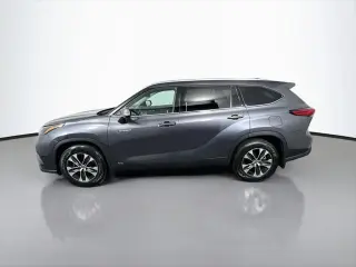 Toyota Highlander Hybrid 2021 AWD XLE SUV de 4 puertas