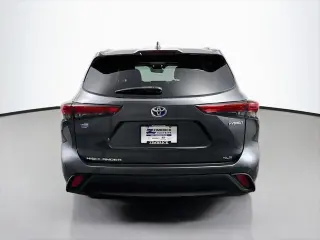 Toyota Highlander Hybrid 2021 AWD XLE SUV de 4 puertas