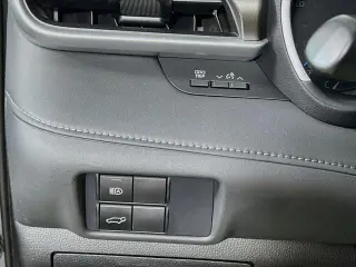 Toyota Highlander Hybrid 2021 AWD XLE SUV de 4 puertas